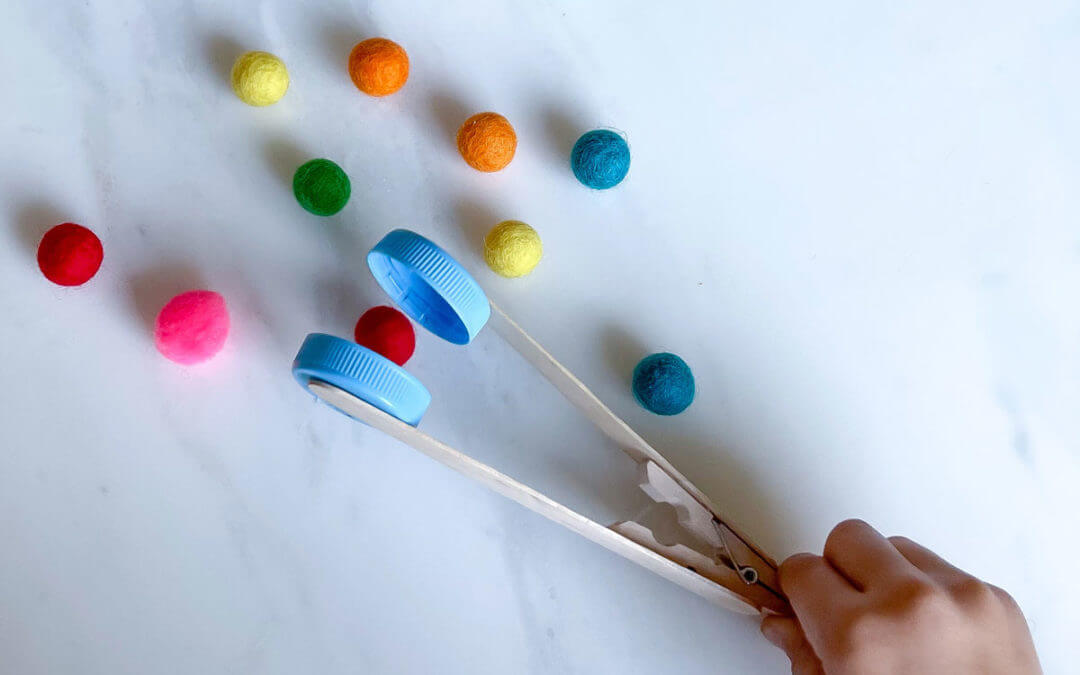 Fine Motor Skills Toy – DIY Scooper Tong