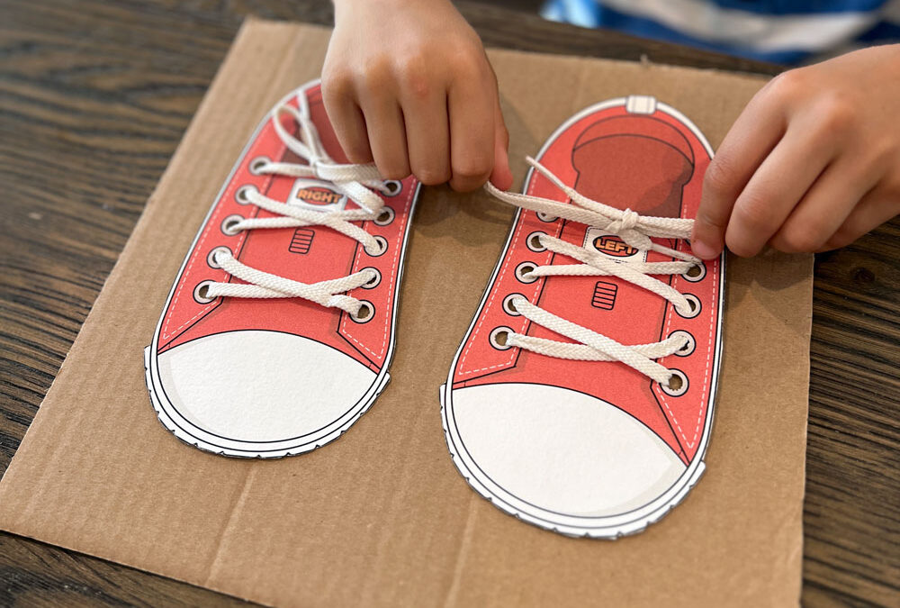 How to Teach Shoelace Tying – Free Printable Activity Included!