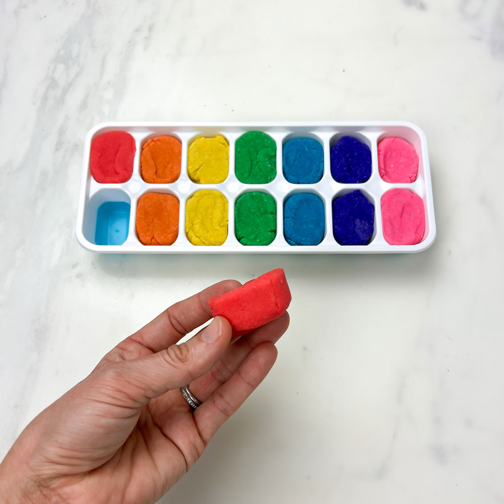 play dough storage hack ice cube tray with cover