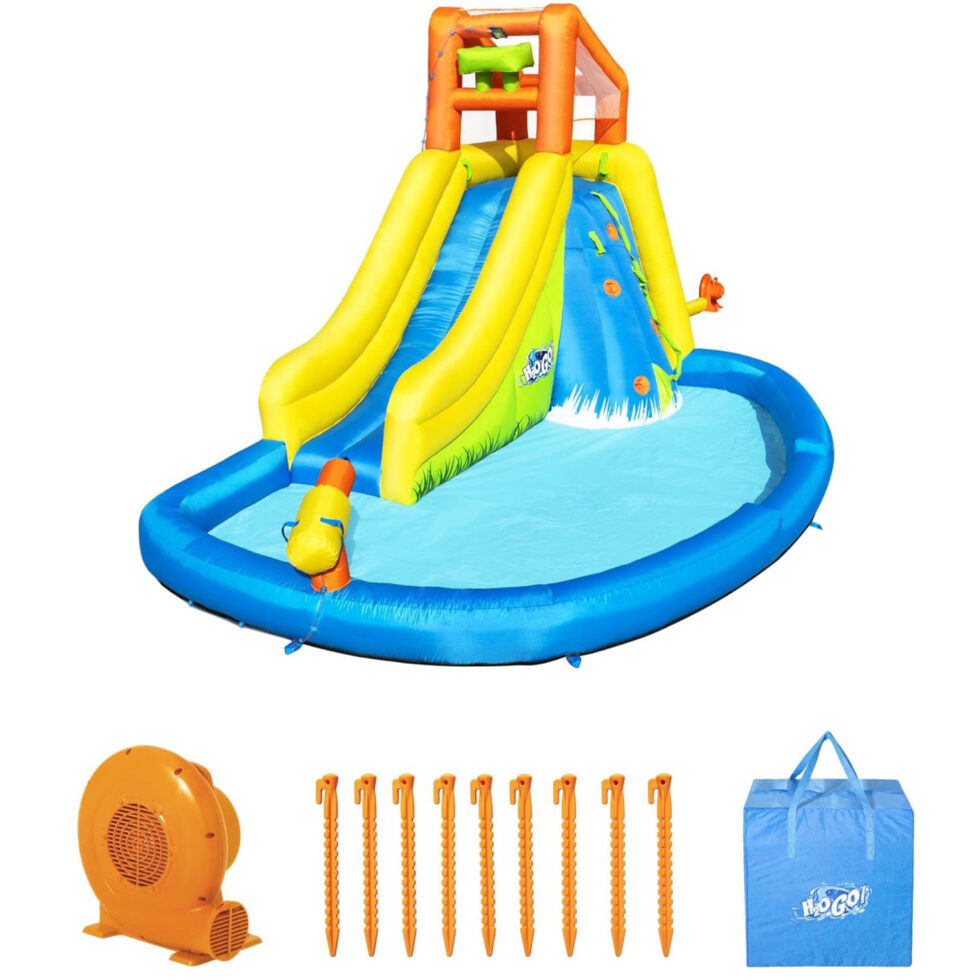 How to Make Swim Through Rings, A Fun Underwater Activity! - 7 Days of Play