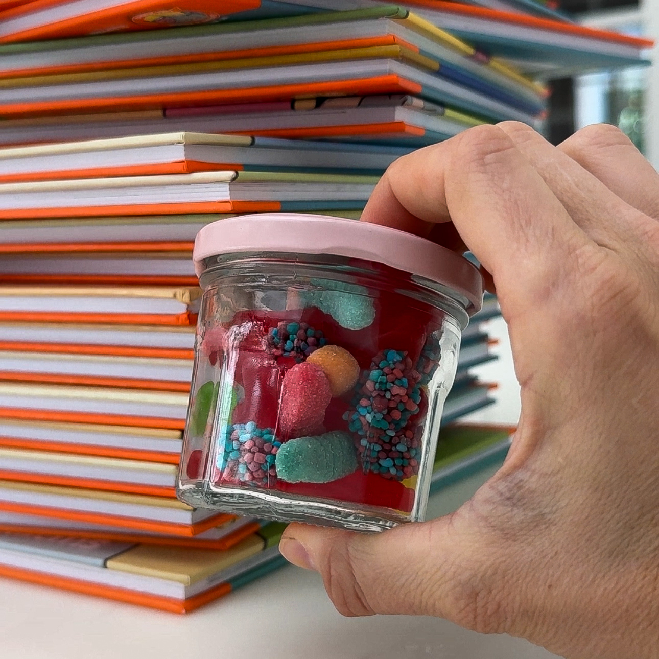 how to encourage kids children to read reward jar