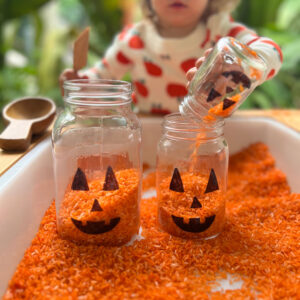 How to Make a Pumpkin-Themed Halloween Sensory Bin