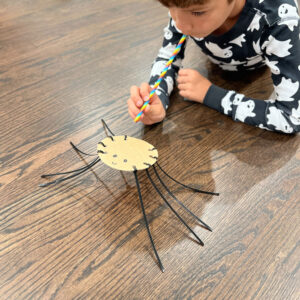 How to Make a Simple Spider Craft with Zip Ties and Cardboard