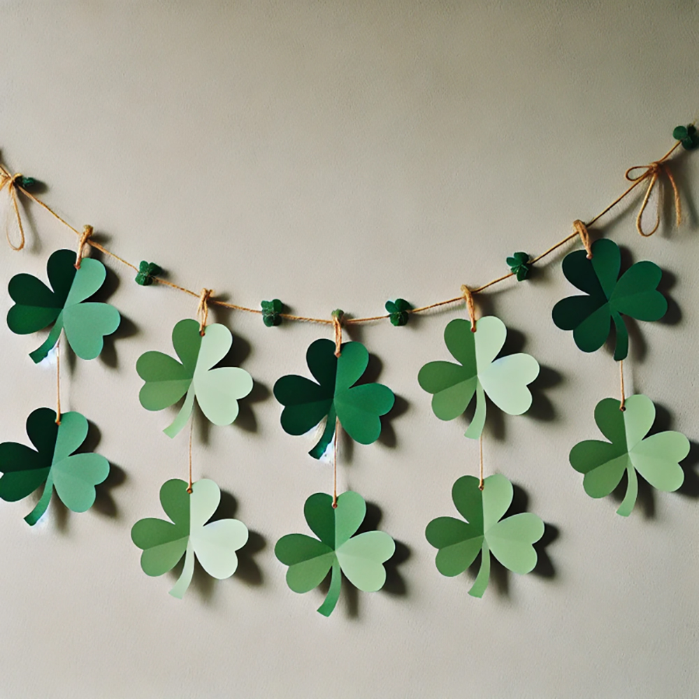 St.Patrick's day craft ideas shamrock garland 